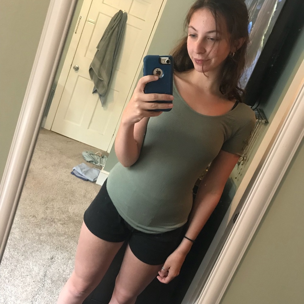 Ribbed Mudd top. Size small.